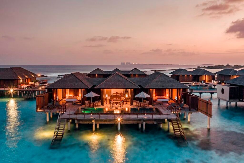 Villa Nautica Paradise Island Resort