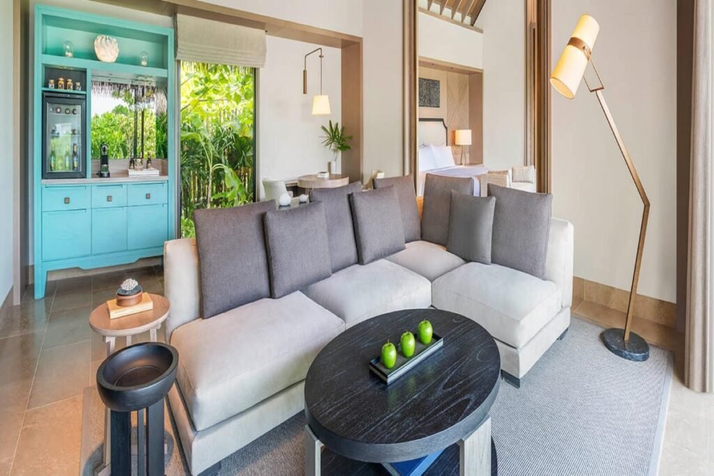 Waldorf Astoria Maldives Ithaafushi Review