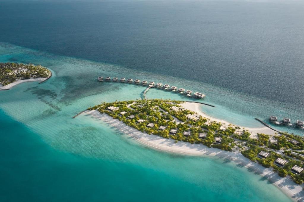 Patina Maldives Fari Islands Review
